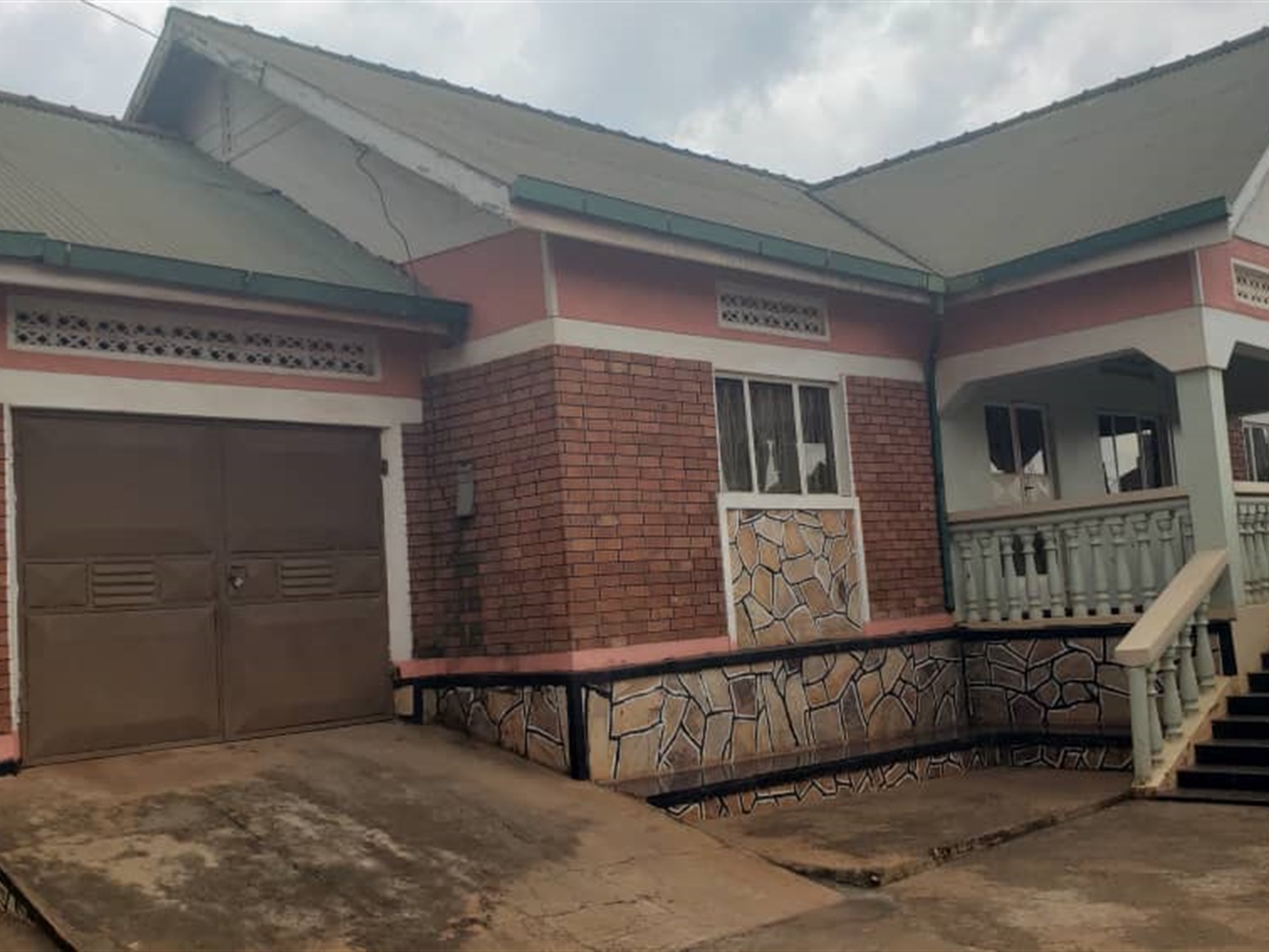 3 bedroom Bungalow for sale in Zanabunamwaya Wakiso Uganda