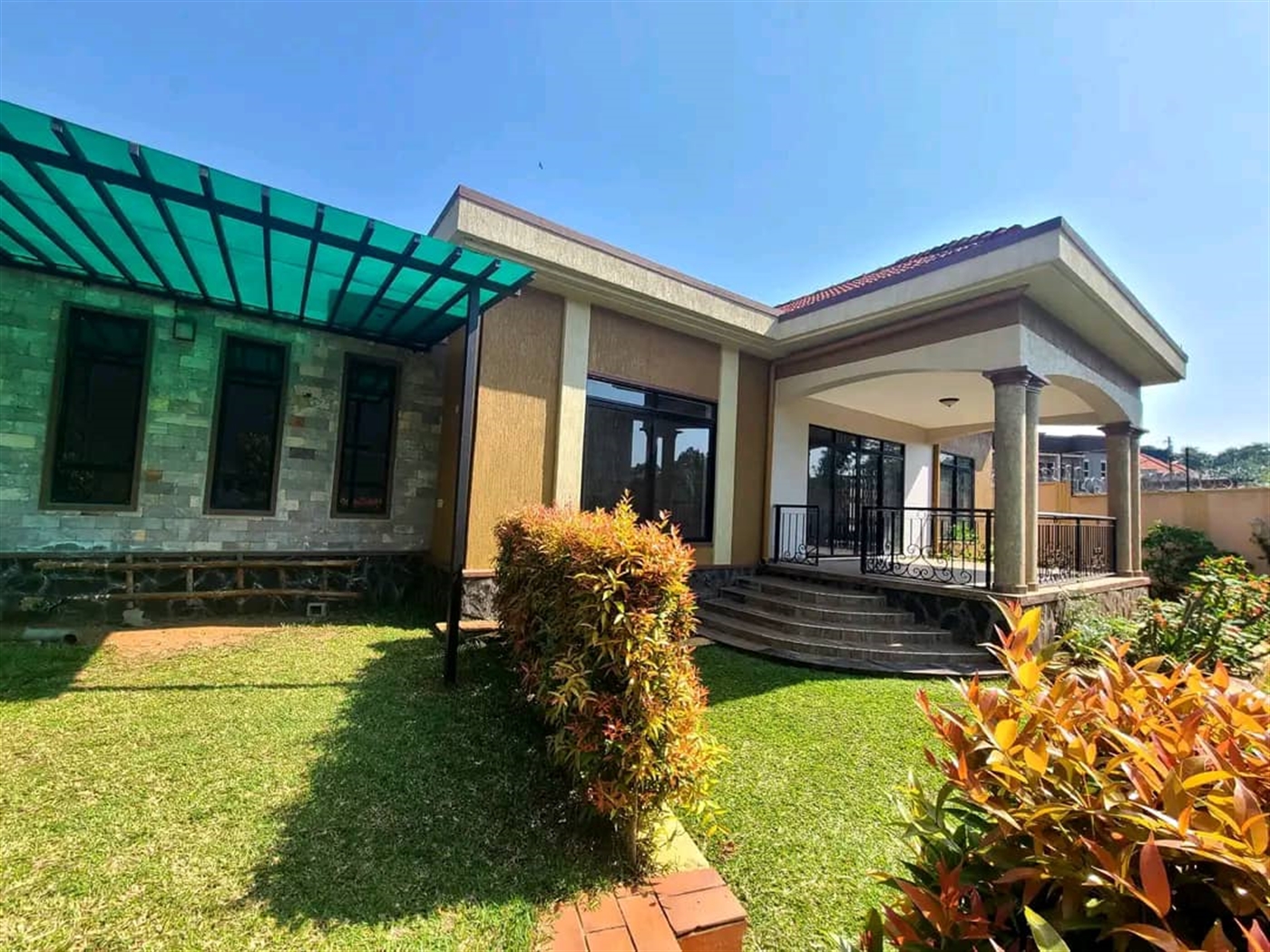 4 bedroom Bungalow for sale in Bbunga Wakiso Uganda