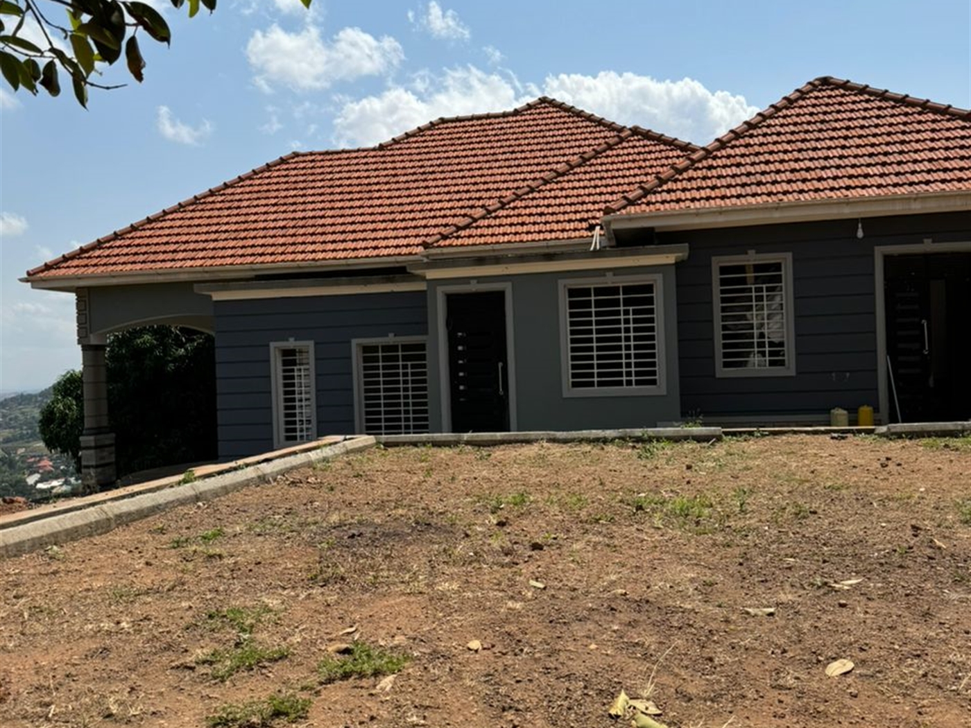 4 bedroom Bungalow for sale in Seguku Wakiso Uganda