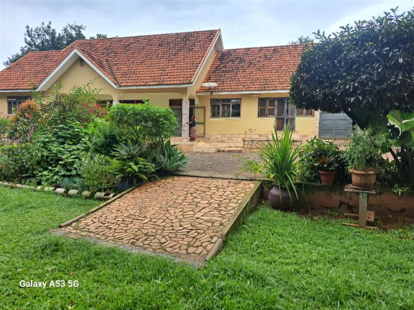 4 bedroom Bungalow for sale in Bukoto Kampala Uganda