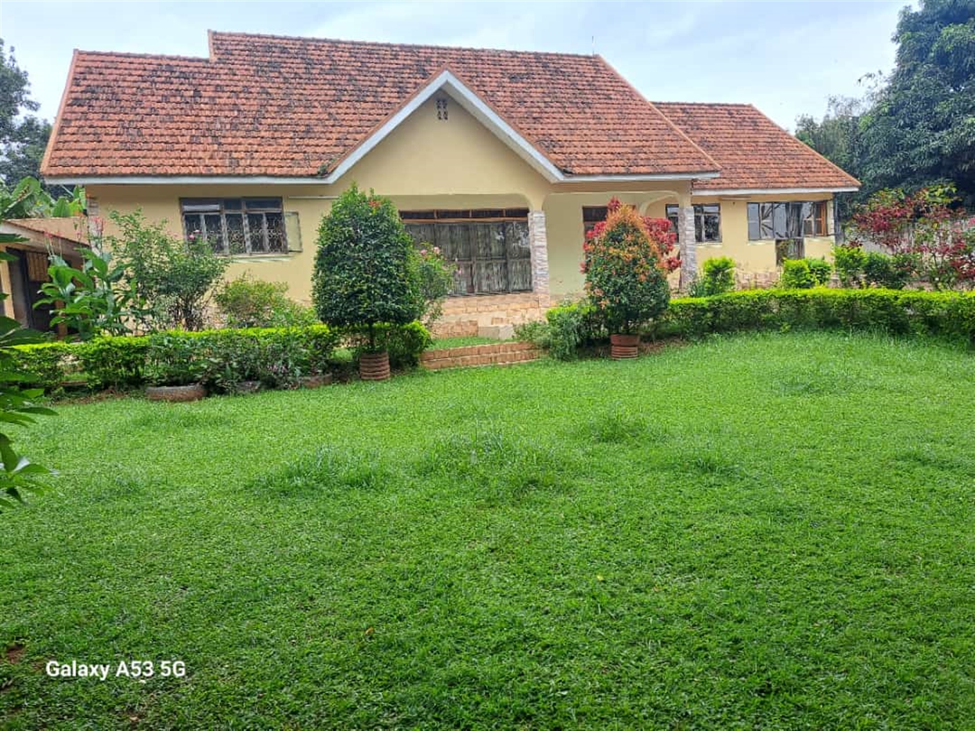 4 bedroom Bungalow for sale in Bukoto Kampala Uganda
