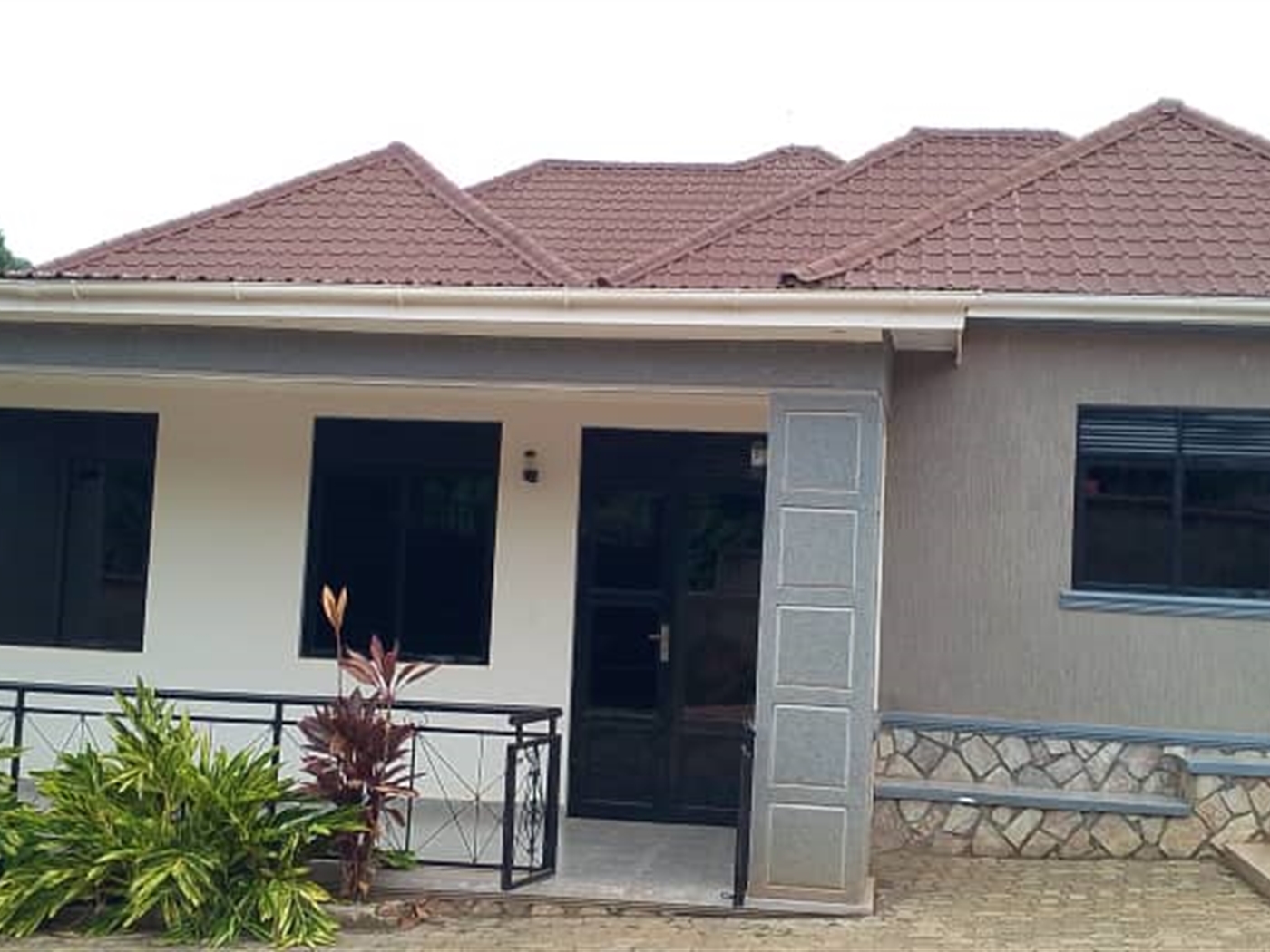 5 bedroom Bungalow for sale in Seeta Mukono Uganda