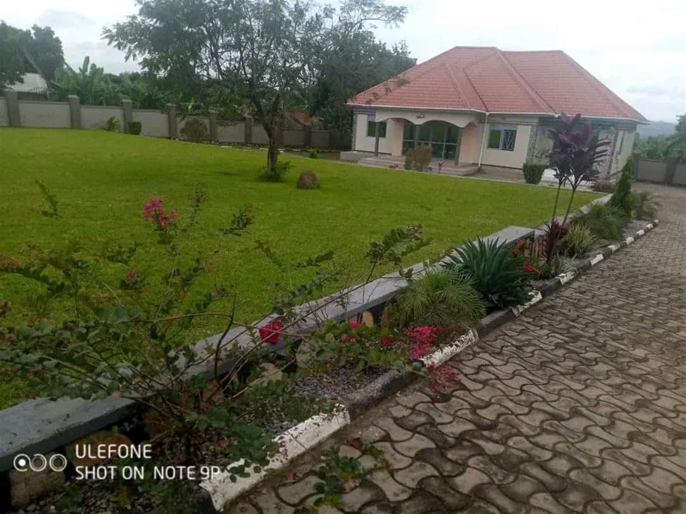 4 bedroom Bungalow for sale in Buyala Mityana Uganda