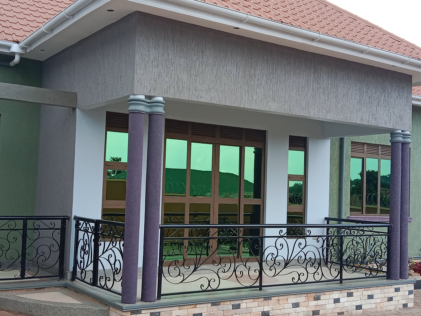 3 bedroom Bungalow for sale in Bwebajja Wakiso Uga...