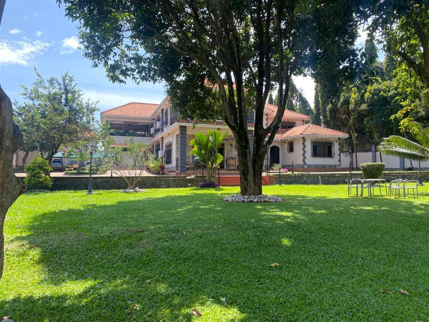 7 bedroom Storeyed house for sale in Entebbe Wakiso Uganda