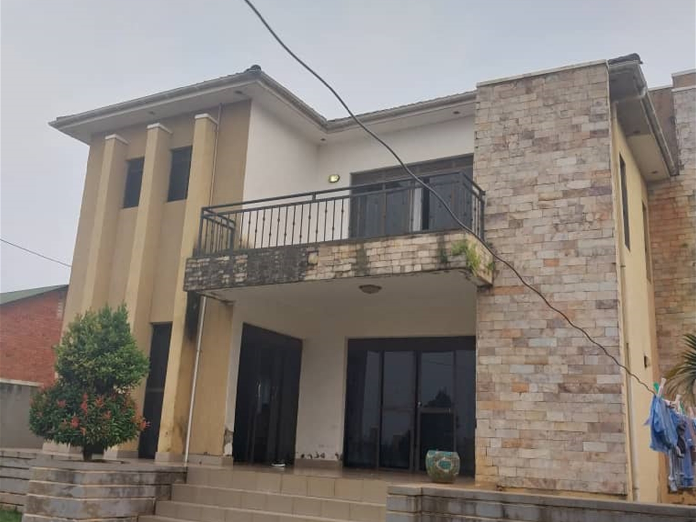 7 bedroom Bungalow for sale in Nkumba Wakiso Uganda