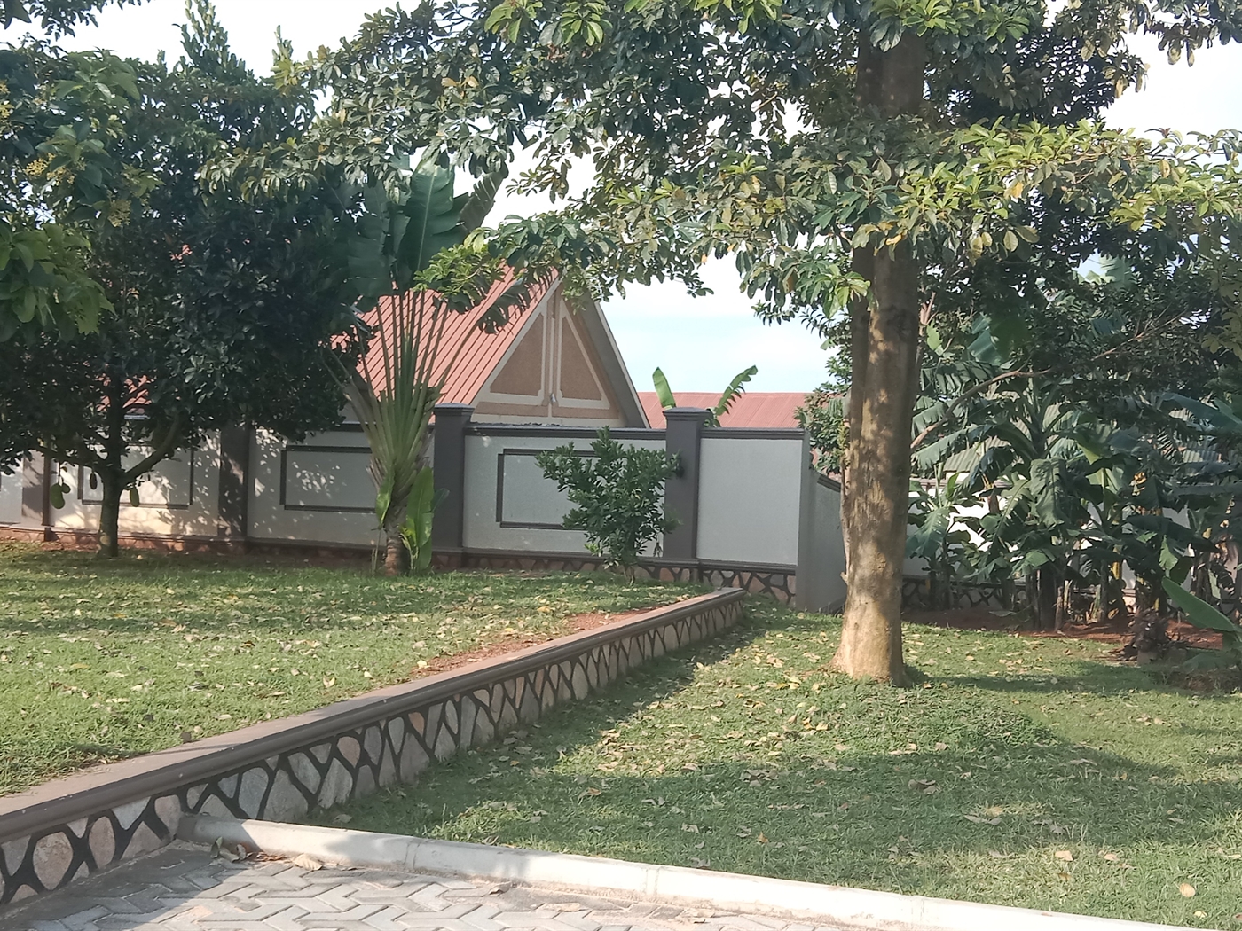 5 bedroom Bungalow for sale in Nansana Wakiso Uganda
