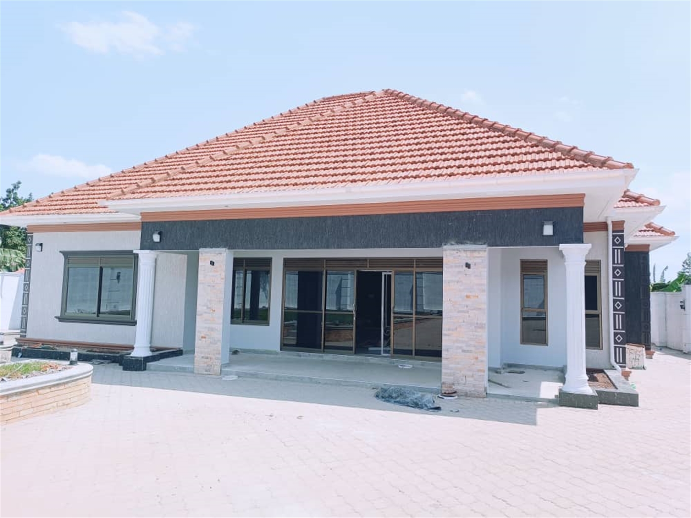 4 bedroom Bungalow for sale in Namugongo Wakiso Uganda