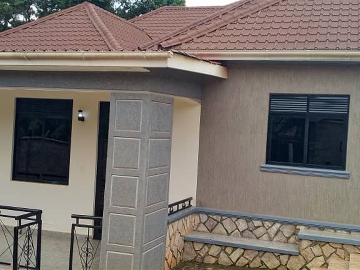 5 bedroom Bungalow for sale in Namilyango Wakiso Uganda