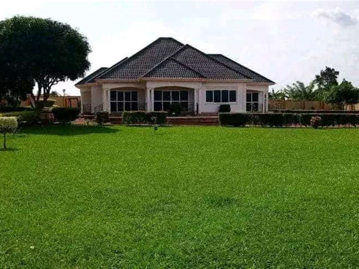 4 bedroom Bungalow for sale in Gayaza Wakiso Uganda