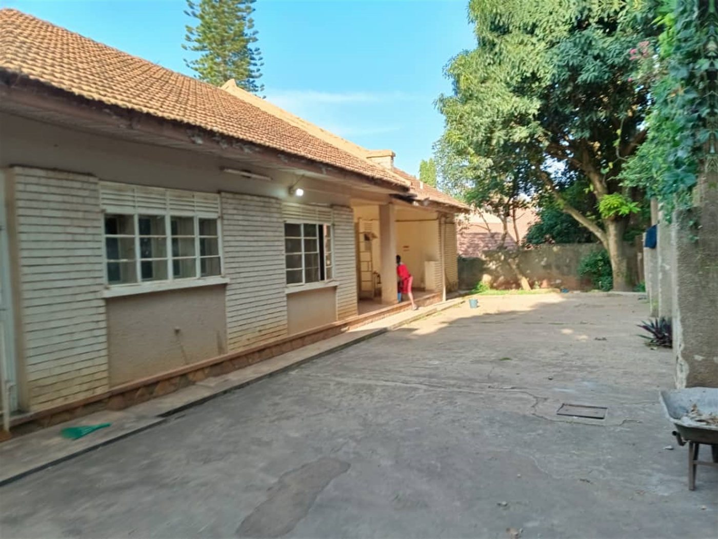 4 bedroom Bungalow for sale in Naguru Kampala Uganda