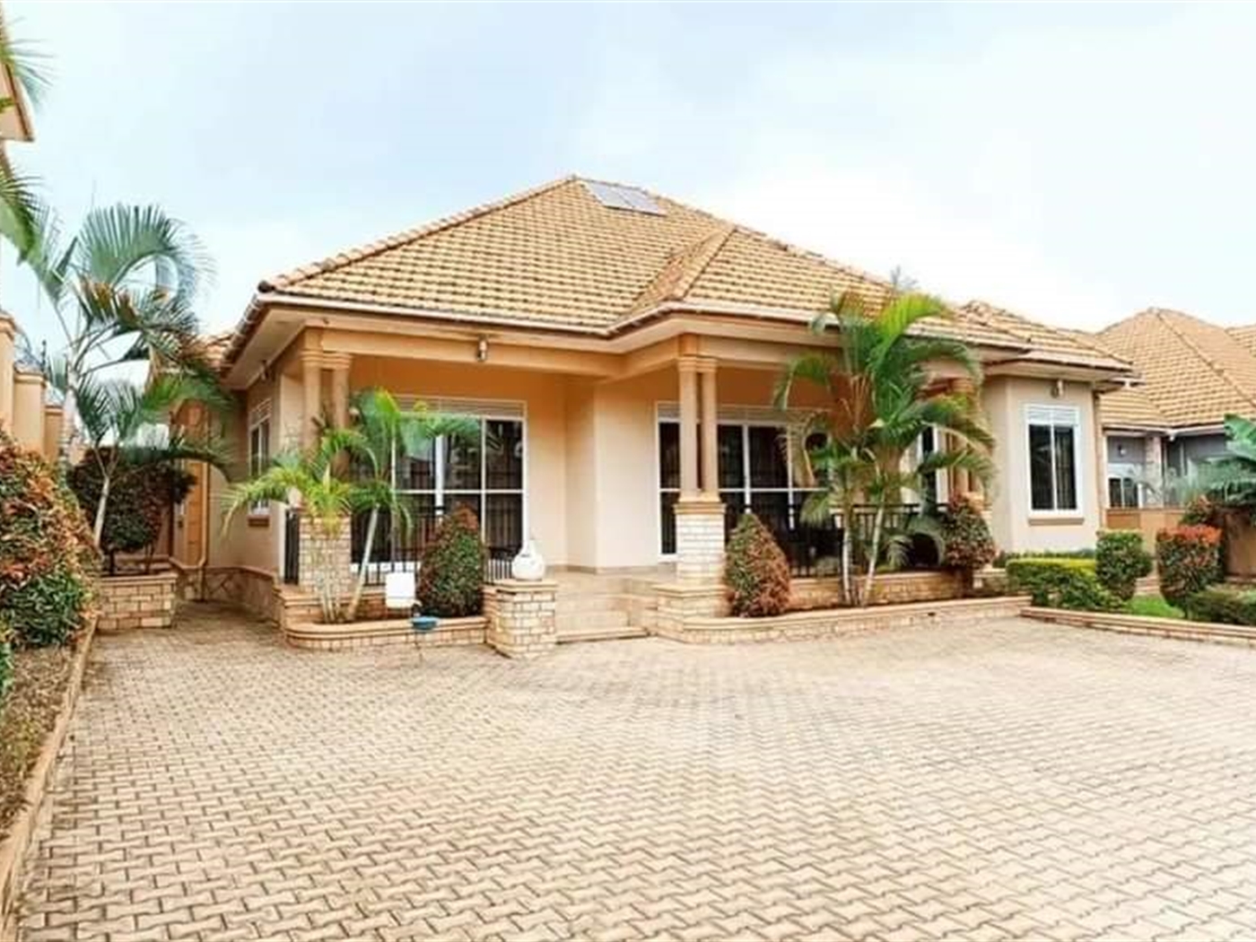4 bedroom Bungalow for sale in Kira Wakiso Uganda