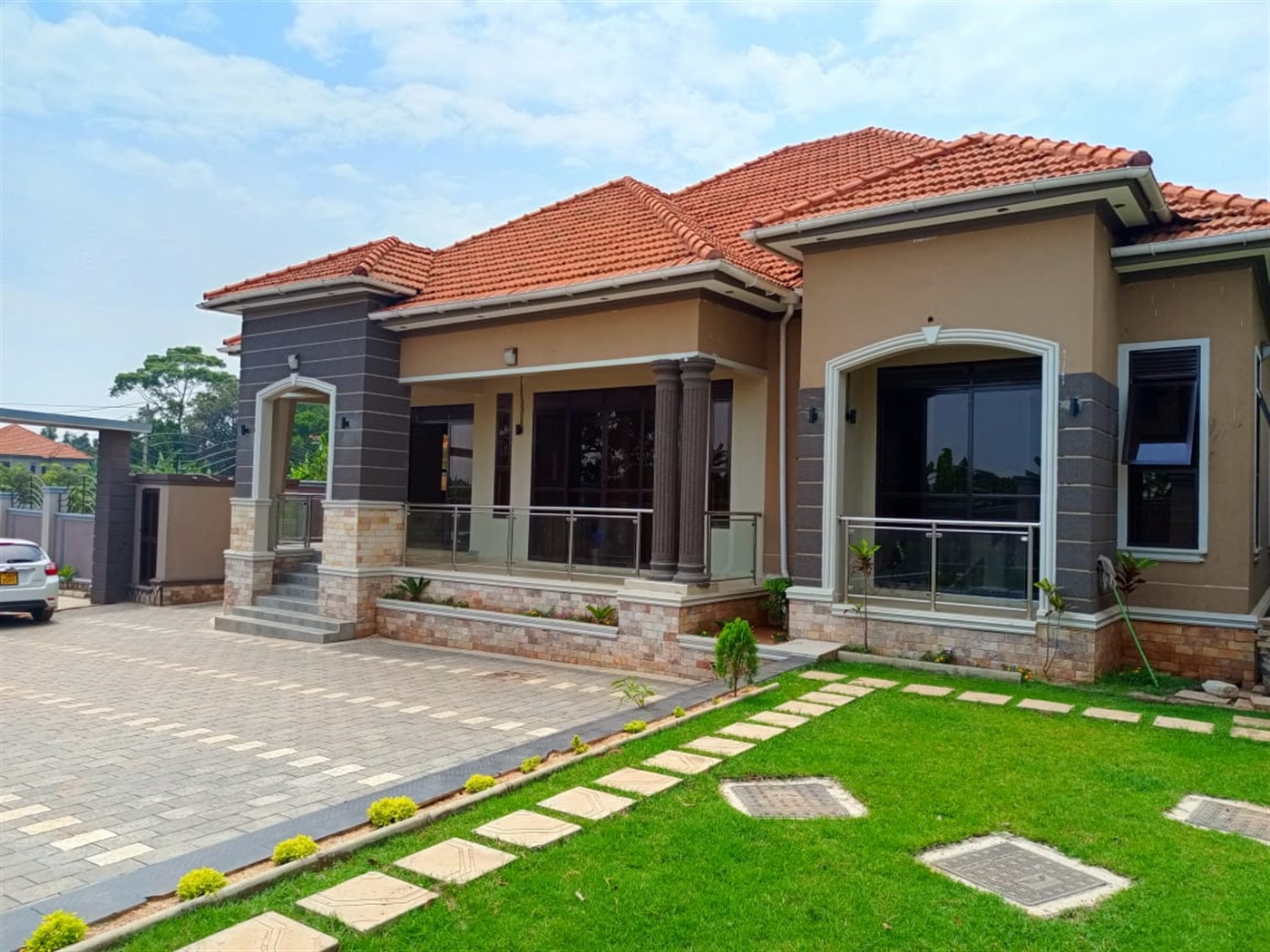 4 bedroom Bungalow for sale in Kira Wakiso Uganda