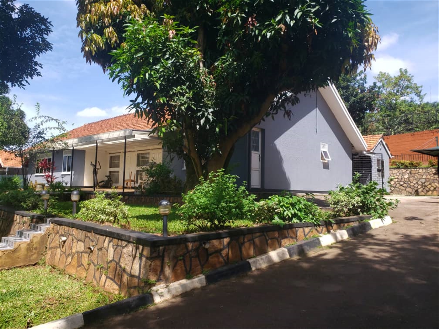 3 bedroom Bungalow for sale in Muyenga Kampala Uganda