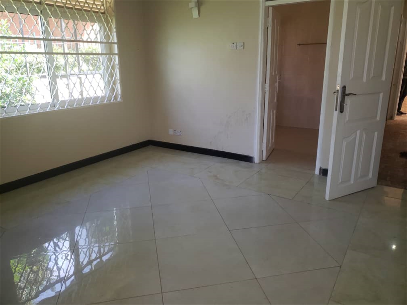 3 bedroom Bungalow for sale in Muyenga Kampala Uganda