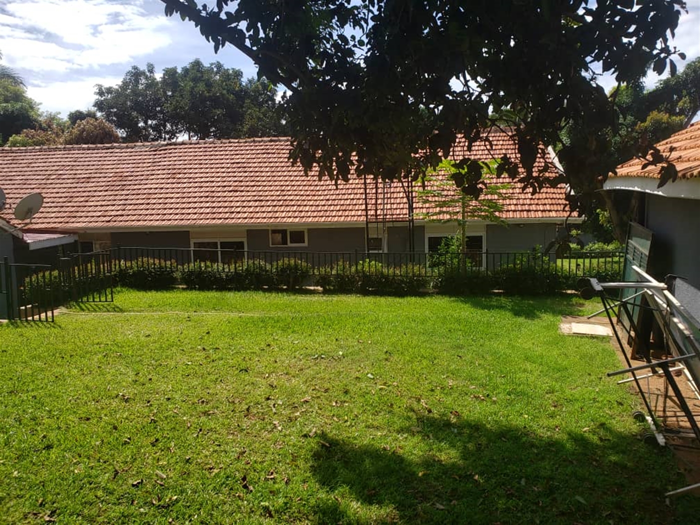 3 bedroom Bungalow for sale in Muyenga Kampala Uganda