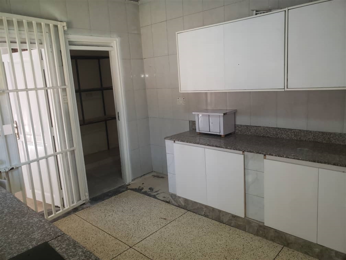 3 bedroom Bungalow for sale in Muyenga Kampala Uganda