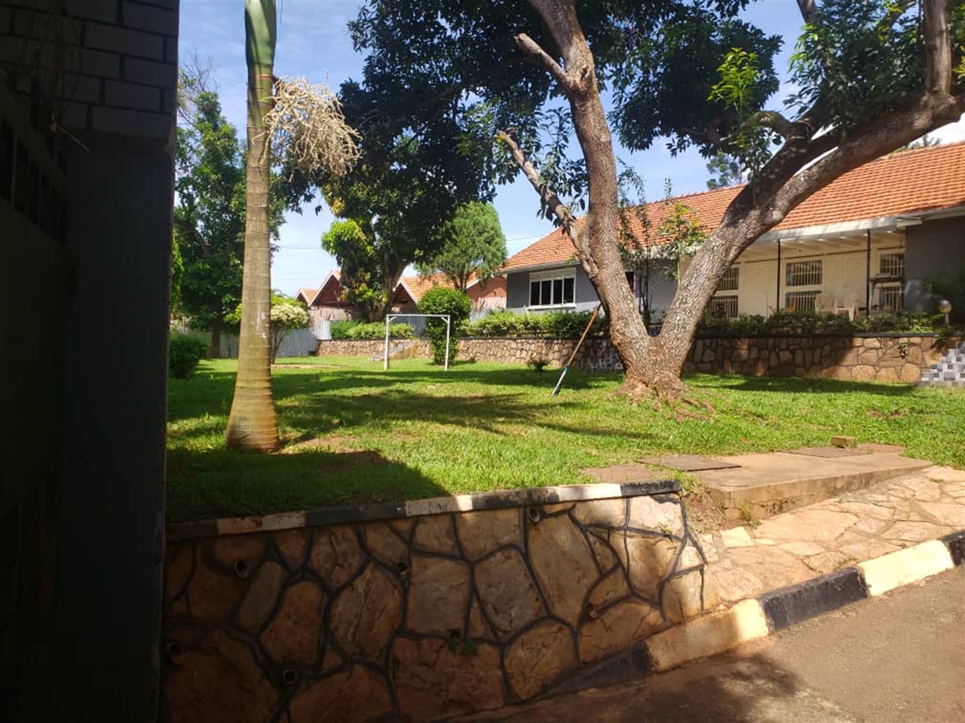 3 bedroom Bungalow for sale in Muyenga Kampala Uganda