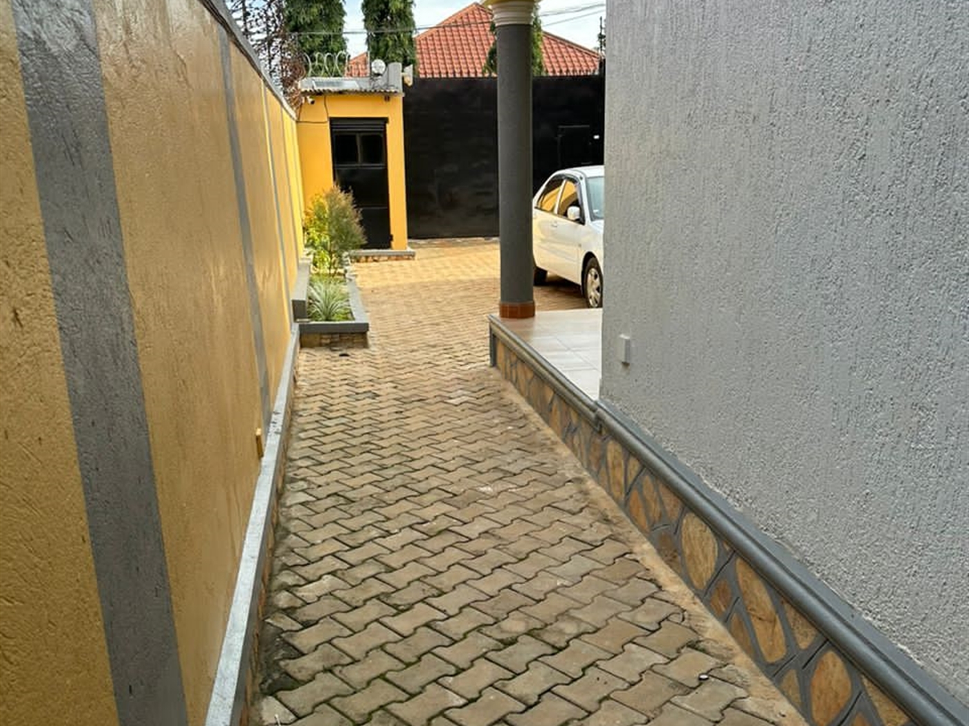 4 bedroom Bungalow for sale in Kireka Wakiso Uganda