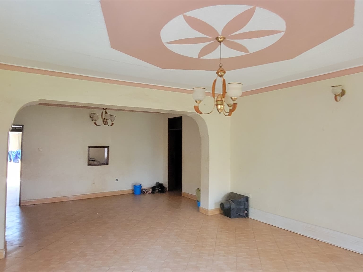  4 bedroom Bungalow for sale in Kisaasi Kampala Uganda