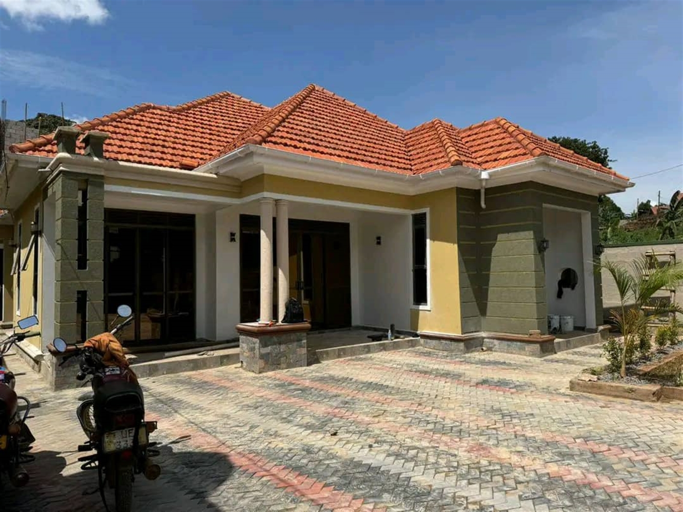 4 bedroom Bungalow for sale in Kisaasi Kampala Uga...
