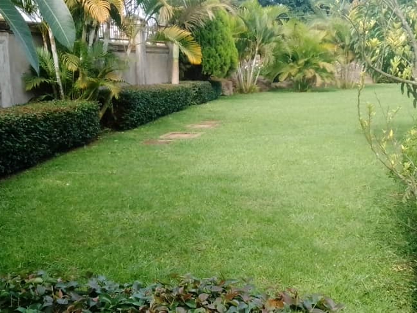 5 bedroom Bungalow for sale in Masulita Wakiso Uganda