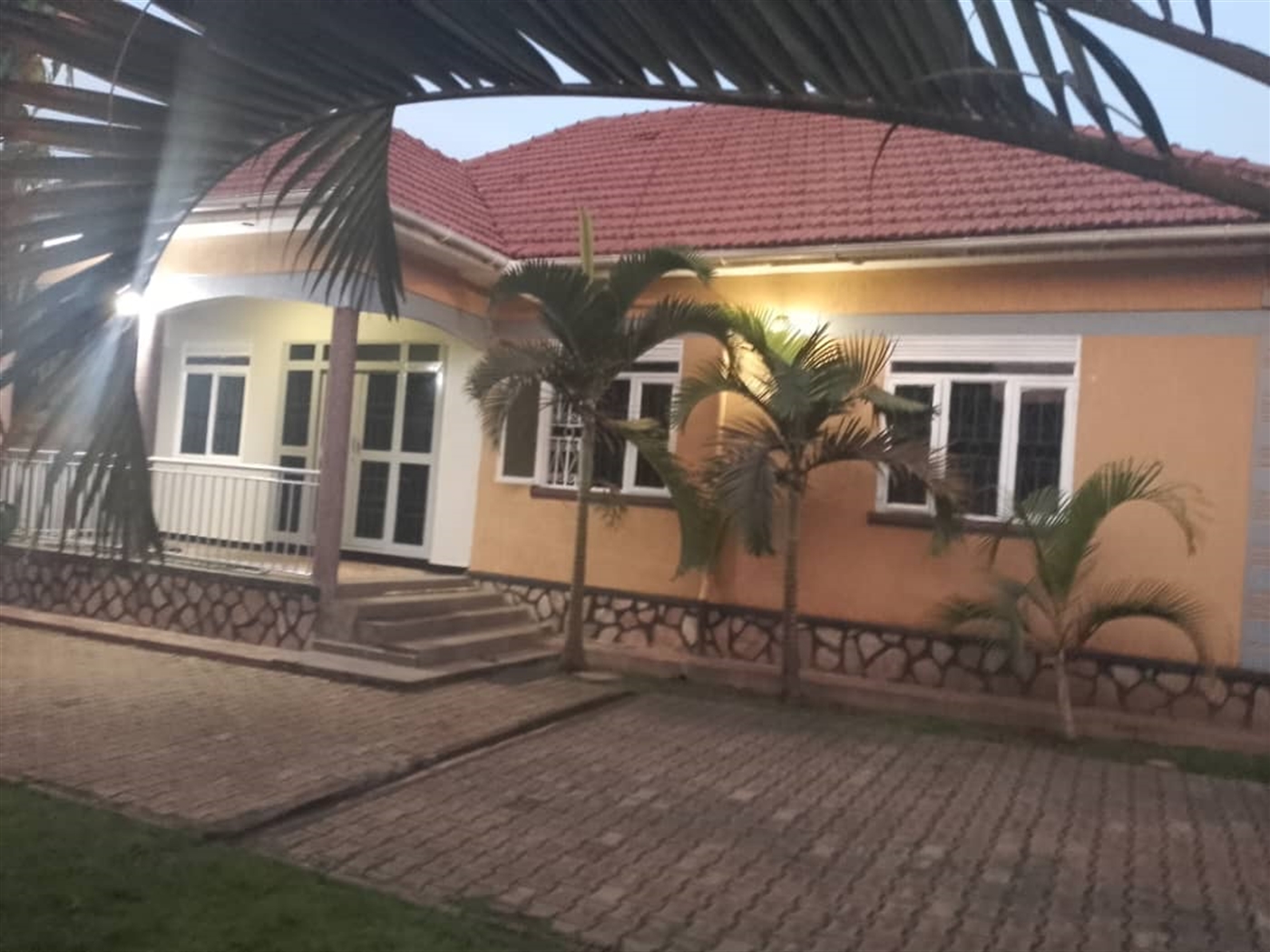 4 bedroom Bungalow for sale in Kyanja Kampala Uganda
