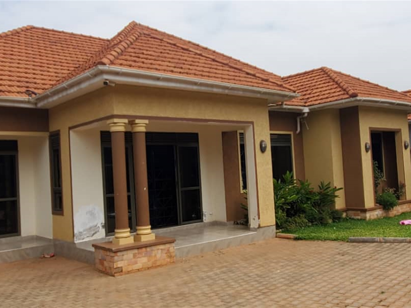 4 bedroom Bungalow for sale in Komamboga Kampala Uganda