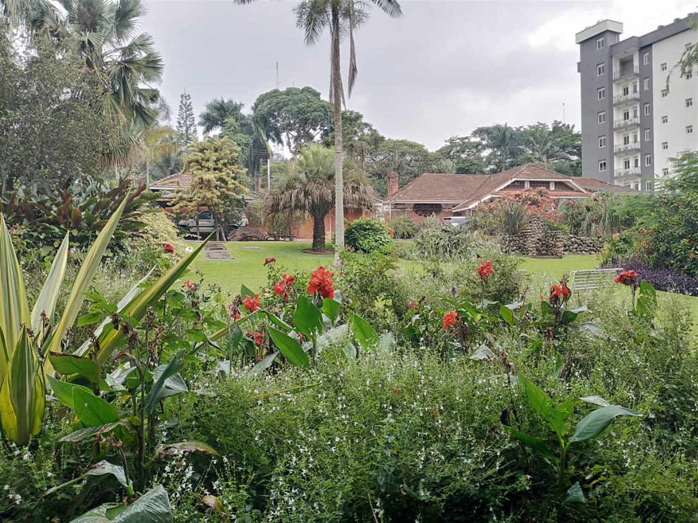 5 bedroom Bungalow for sale in Kololo Kampala Uganda