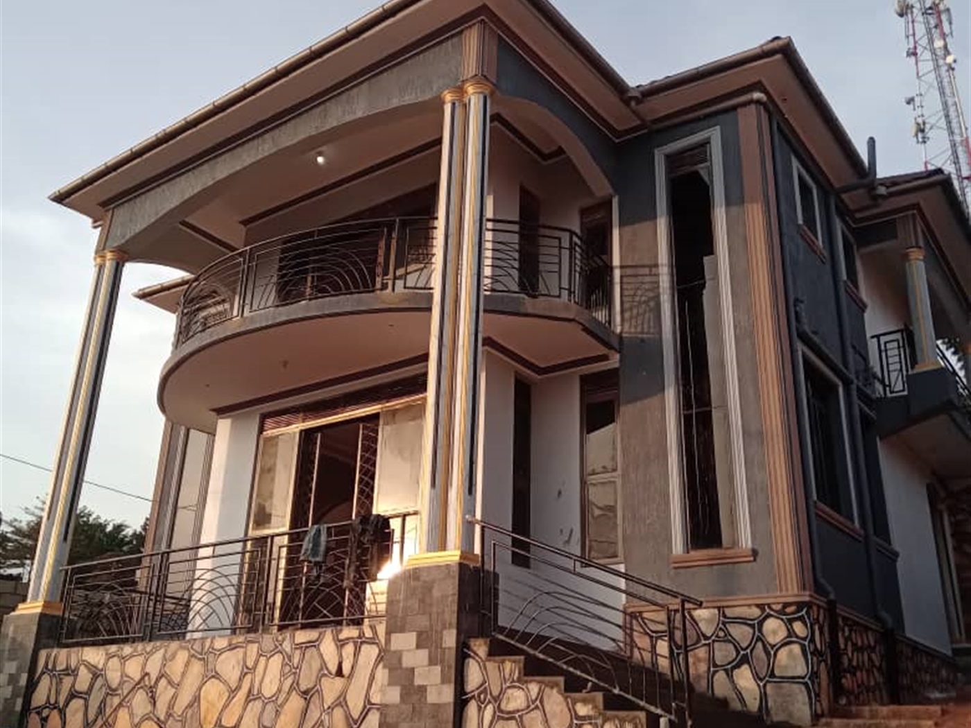 4 bedroom Storeyed house for sale in Buloba Wakiso Uganda