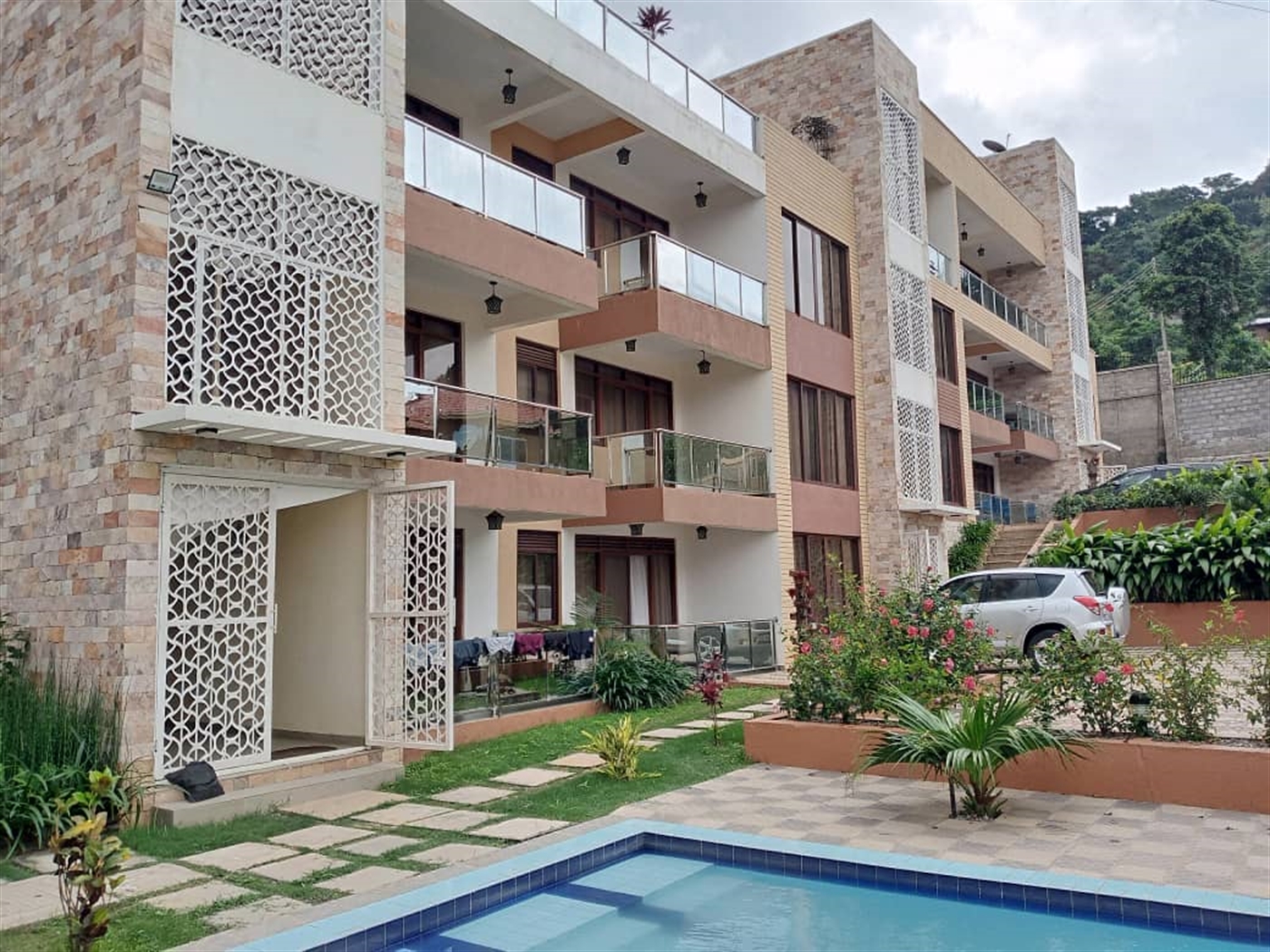 2 bedroom Apartment for sale in Buziga Kampala Uga...