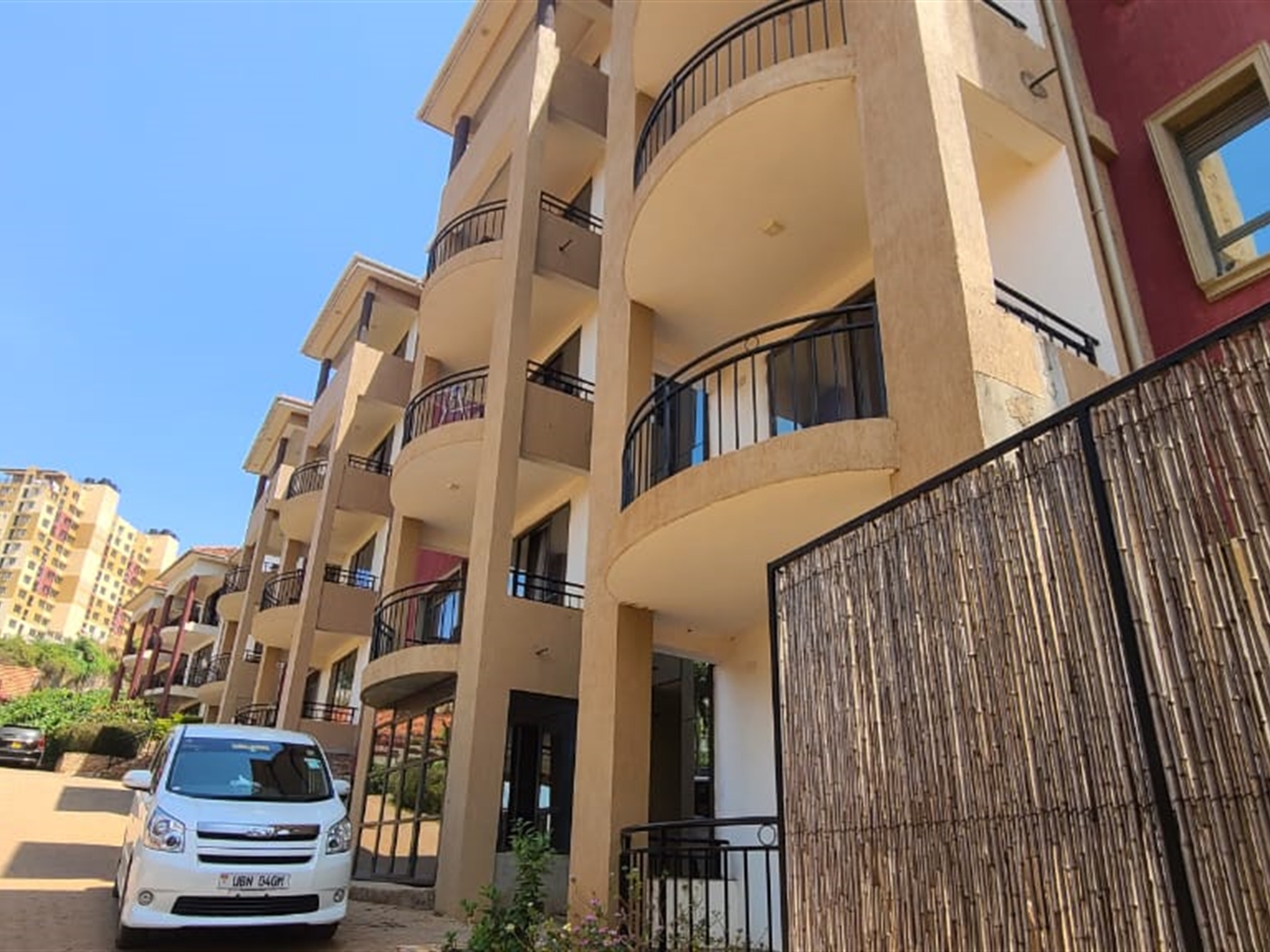 3 bedroom Apartment block for sale in Muyenga Kamp...