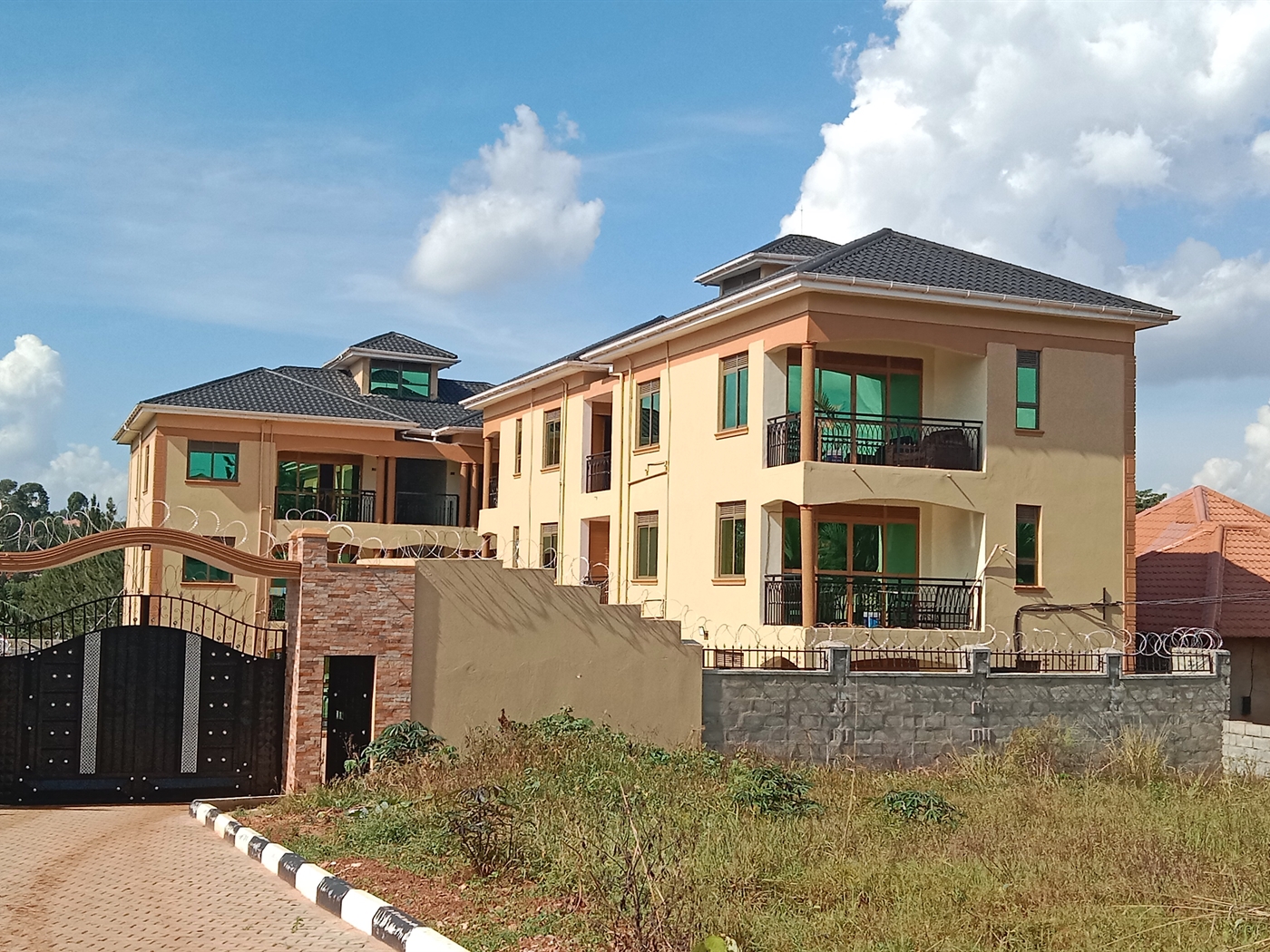 3 bedroom Apartment for rent in Nansana Wakiso Ug...