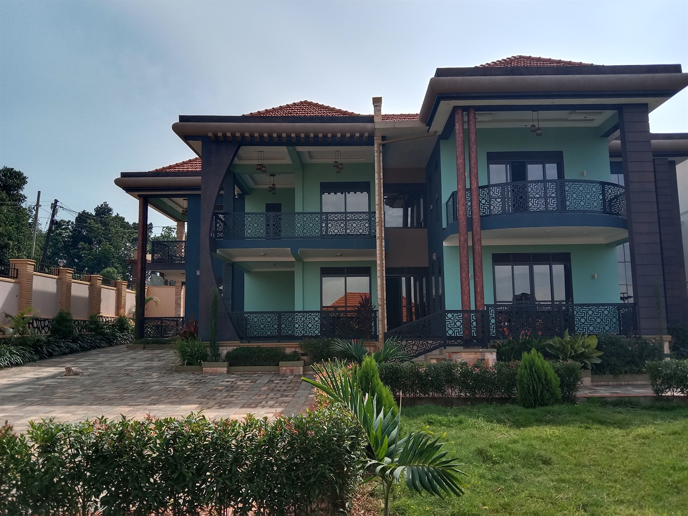 6 bedroom Mansion for sale in Kira Wakiso Uganda