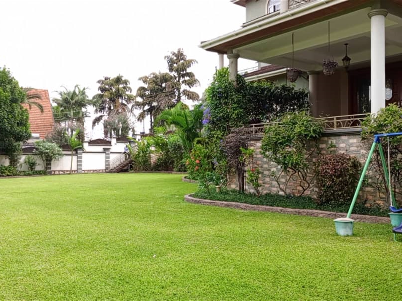 7 bedroom Mansion for sale in Mbuya Kampala Uganda