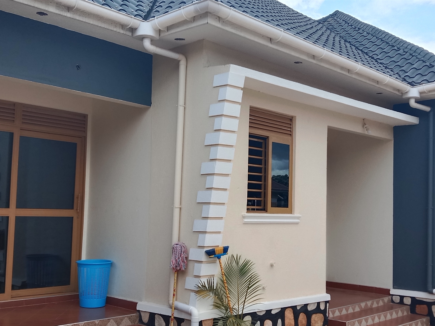 2 bedroom Semi detached for sale in Kyanja Kampala Uganda