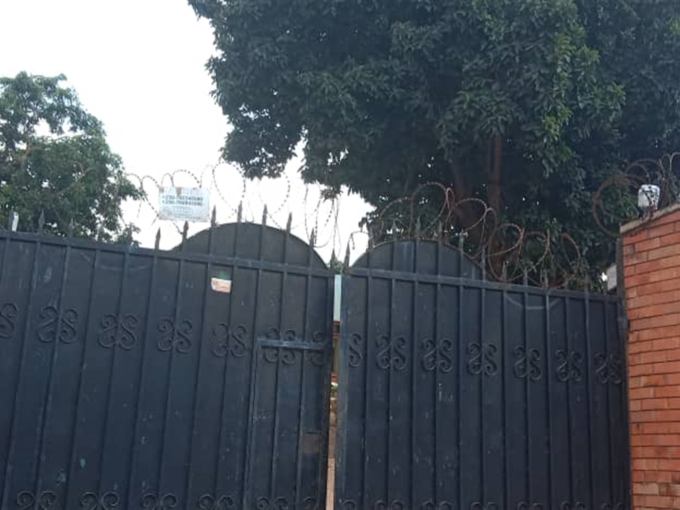 2 bedroom Semi detached for sale in Kisaasi Kampala Uganda
