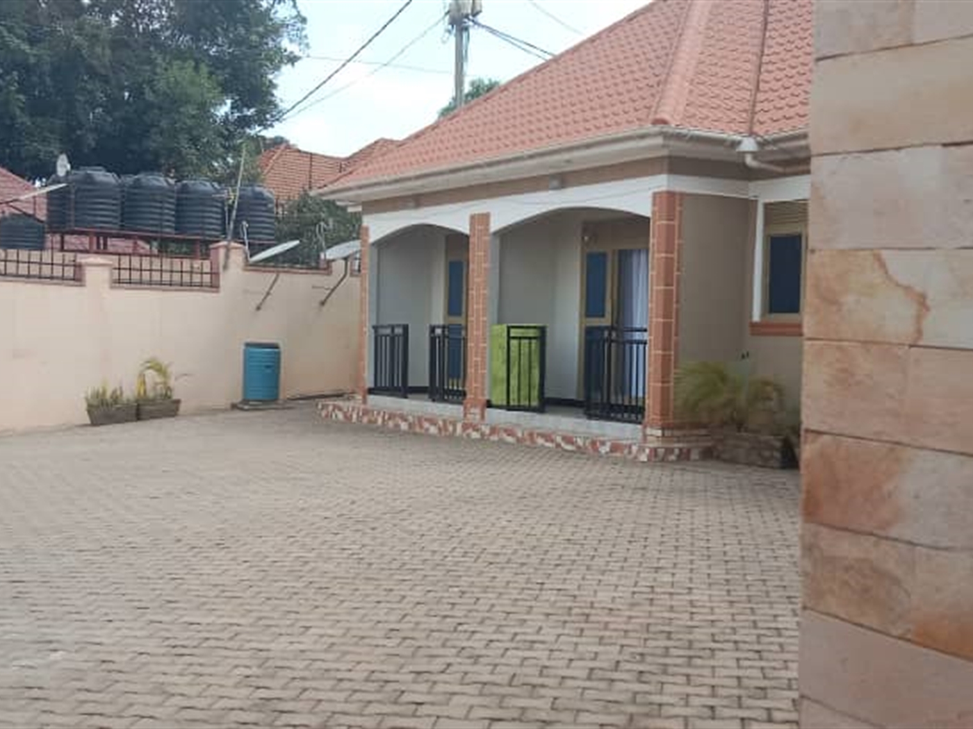 3 bedroom Semi detached for sale in Mbalwa Wakiso Uganda