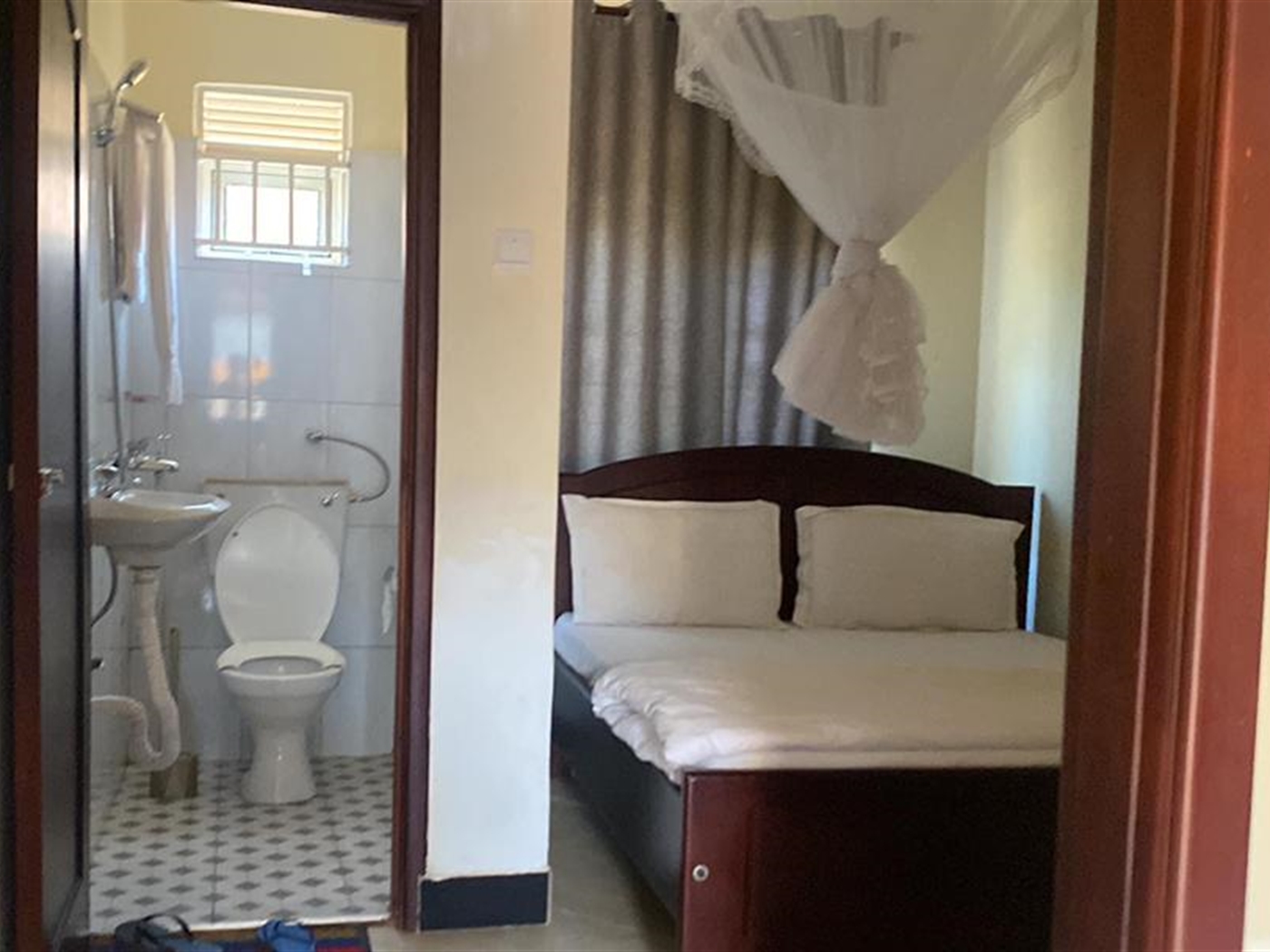 15 bedroom Cottage for sale in Munyonyo Kampala Uganda