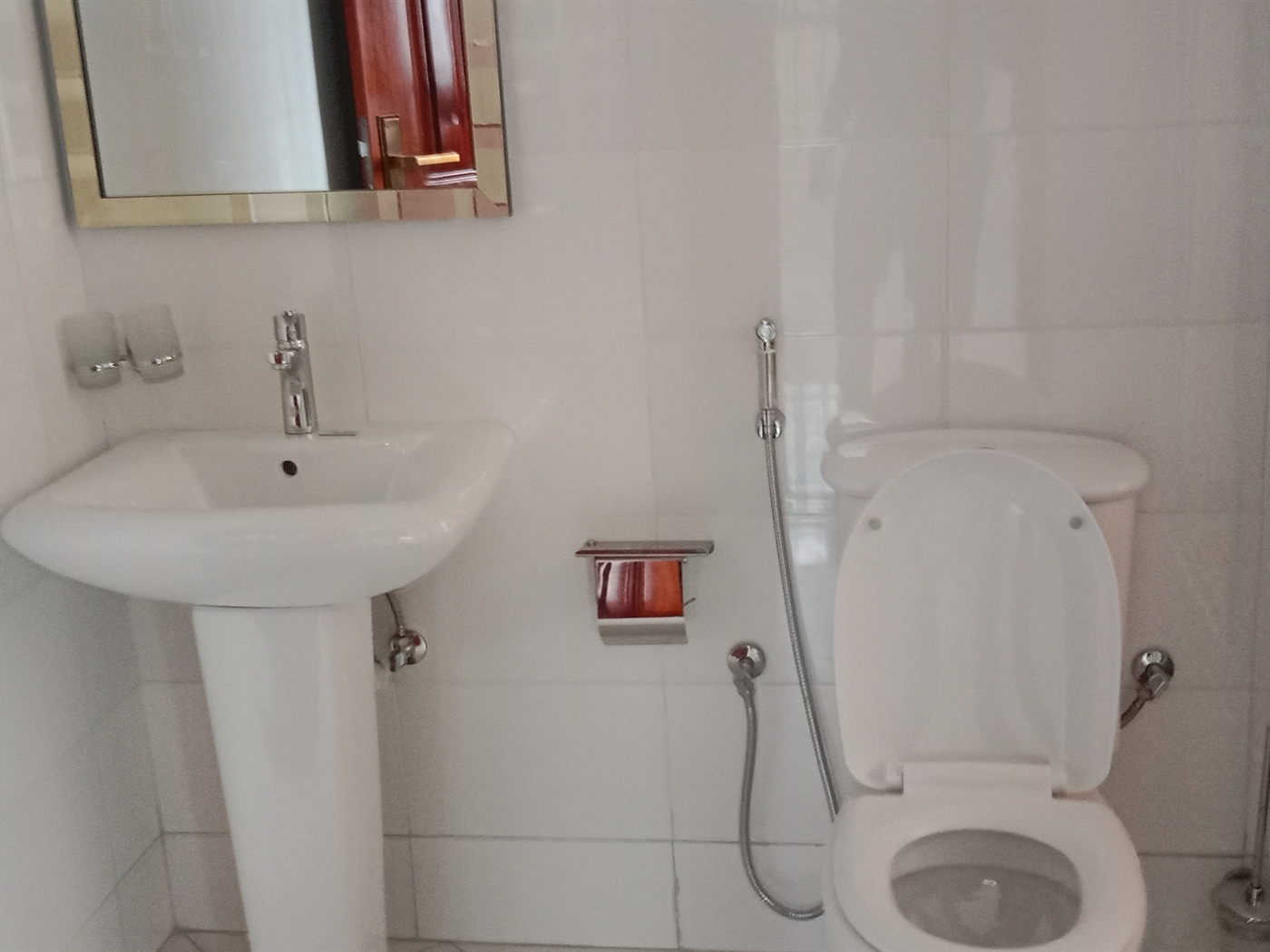 7 bedroom Mansion for sale in Lubowa Wakiso Uganda