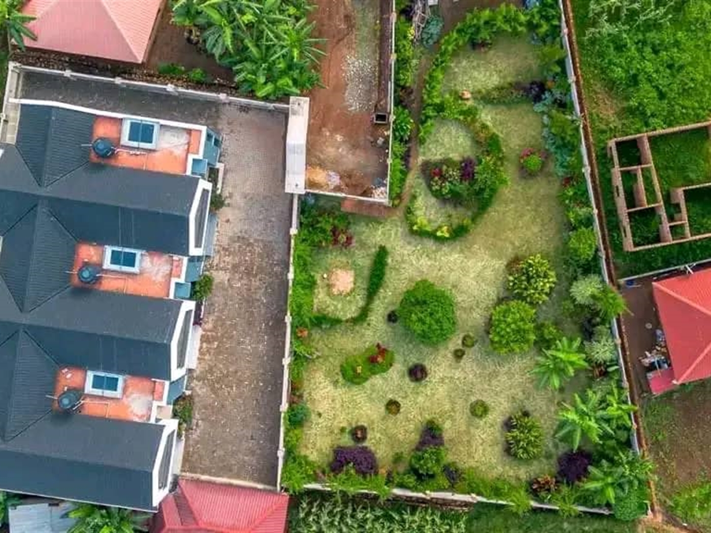 4 bedroom Duplex for sale in Kira Wakiso Uganda
