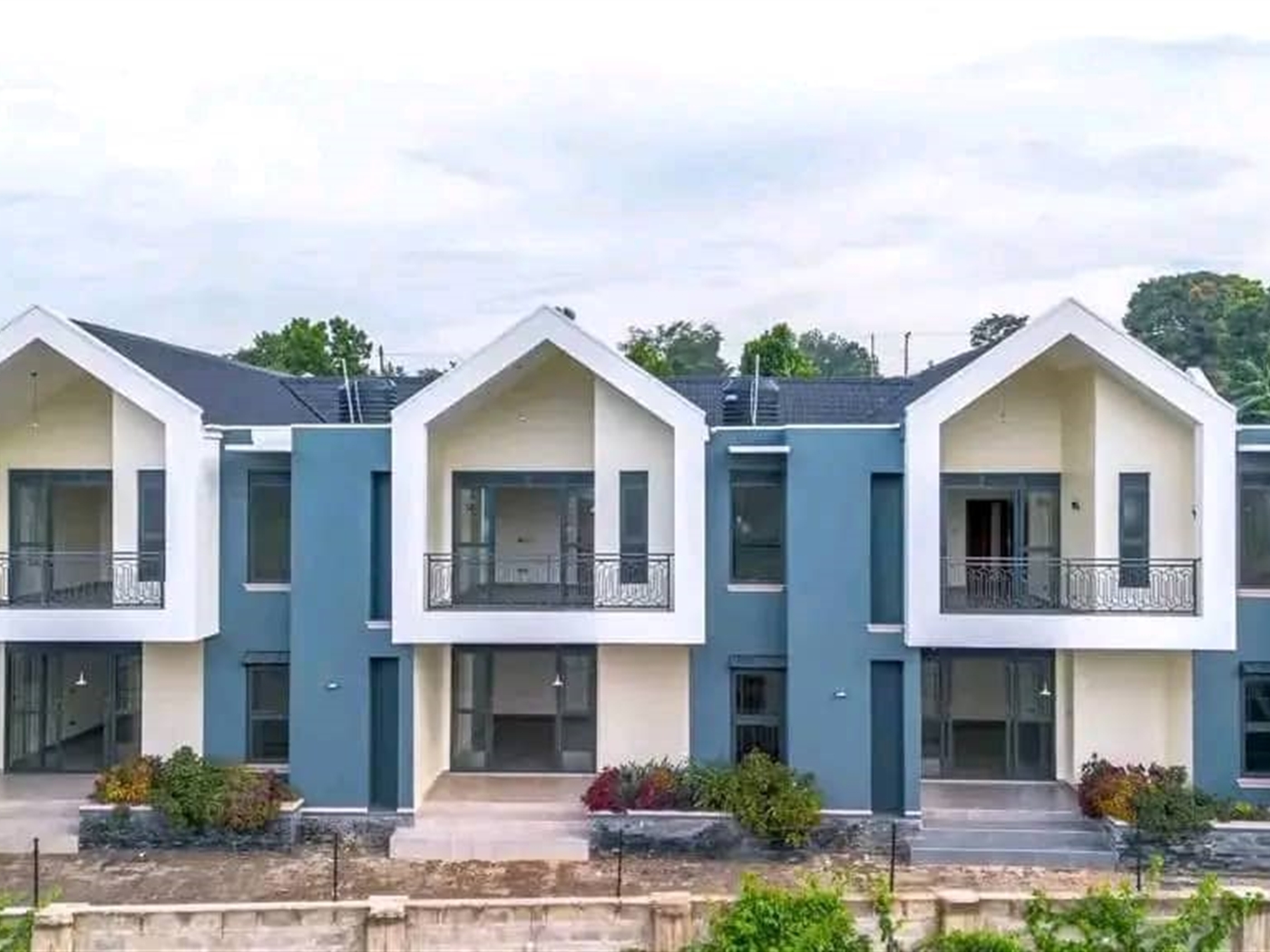 4 bedroom Duplex for sale in Kira Wakiso Uganda