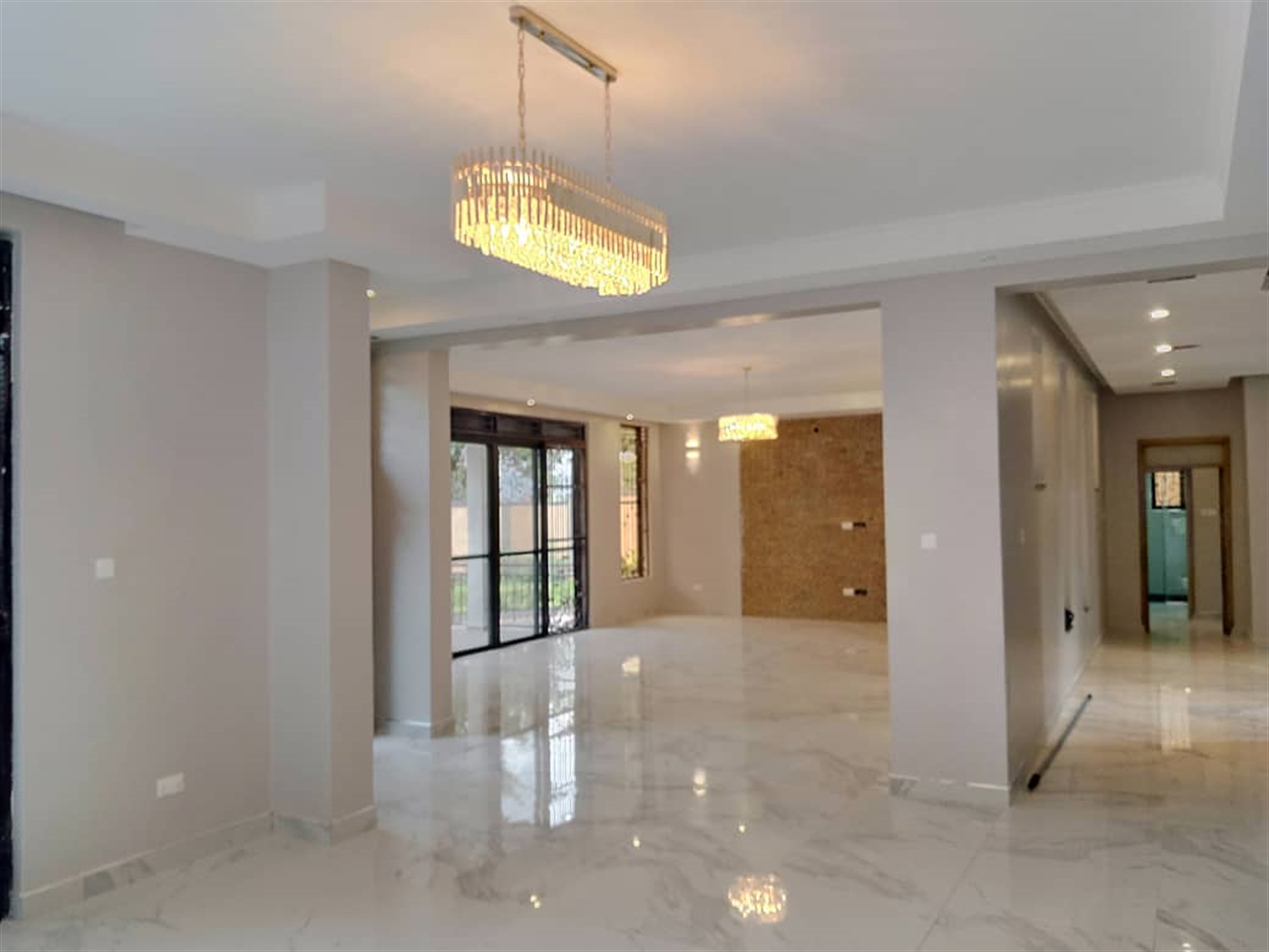 6 bedroom Storeyed house for sale in Muyenga Kampala Uganda