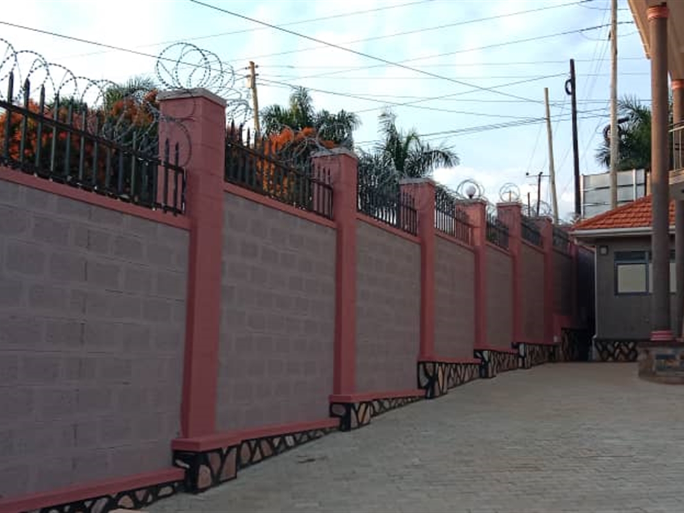 6 bedroom Storeyed house for sale in Akright Wakiso Uganda