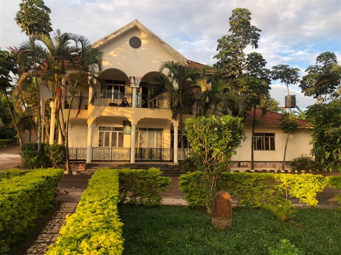 5 bedroom Storeyed house for sale in Wattuba Wakiso Uganda