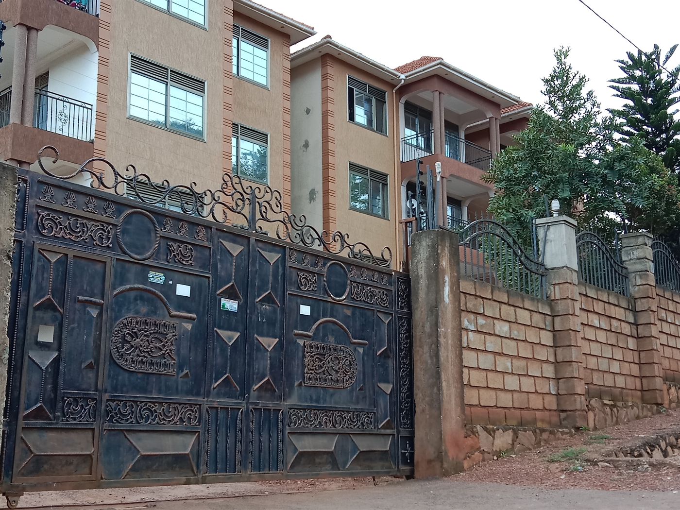 2 bedroom Apartment for sale in Seguku Wakiso Uganda