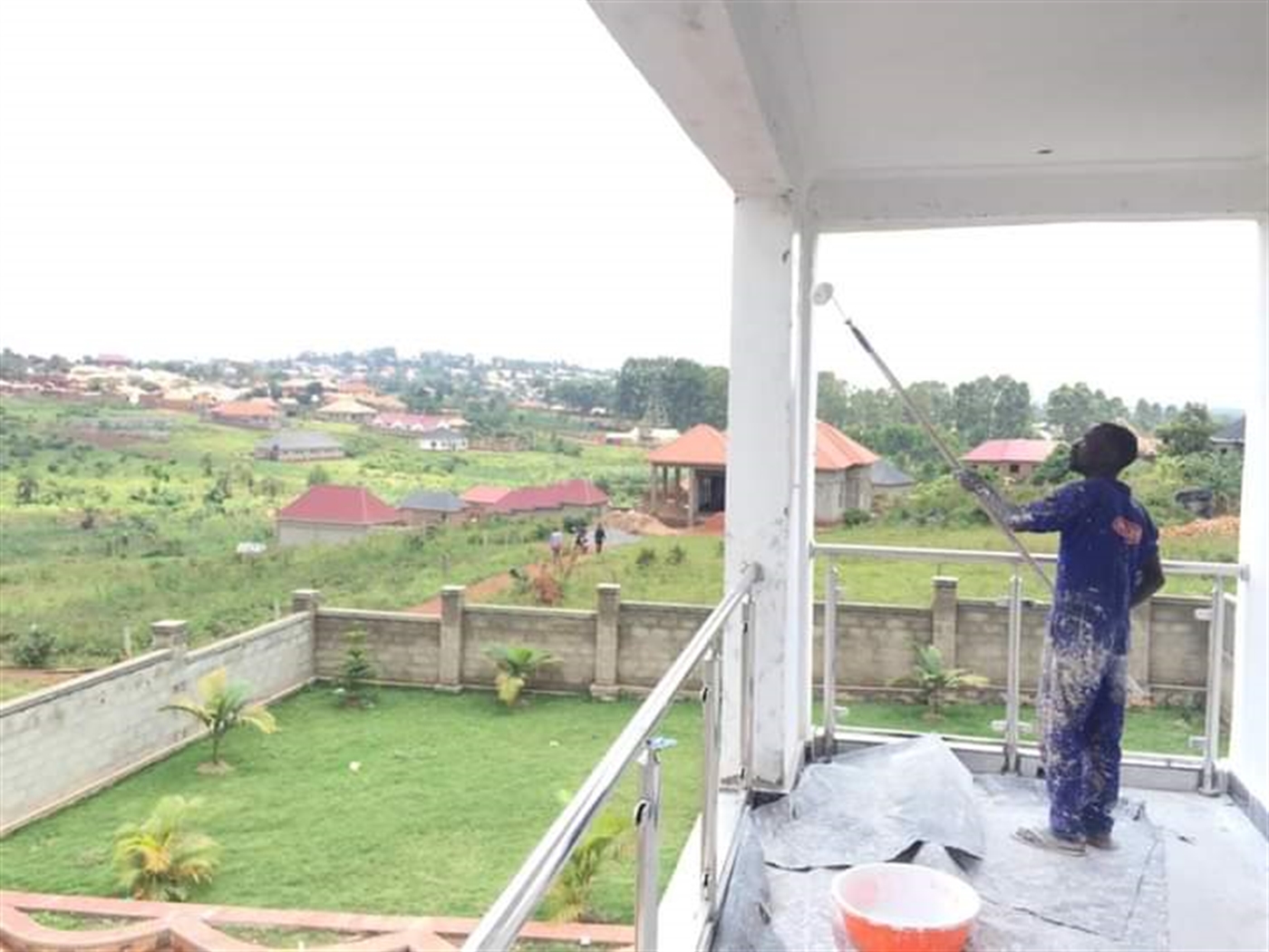 4 bedroom Storeyed house for sale in Ssenge Kayunga Uganda