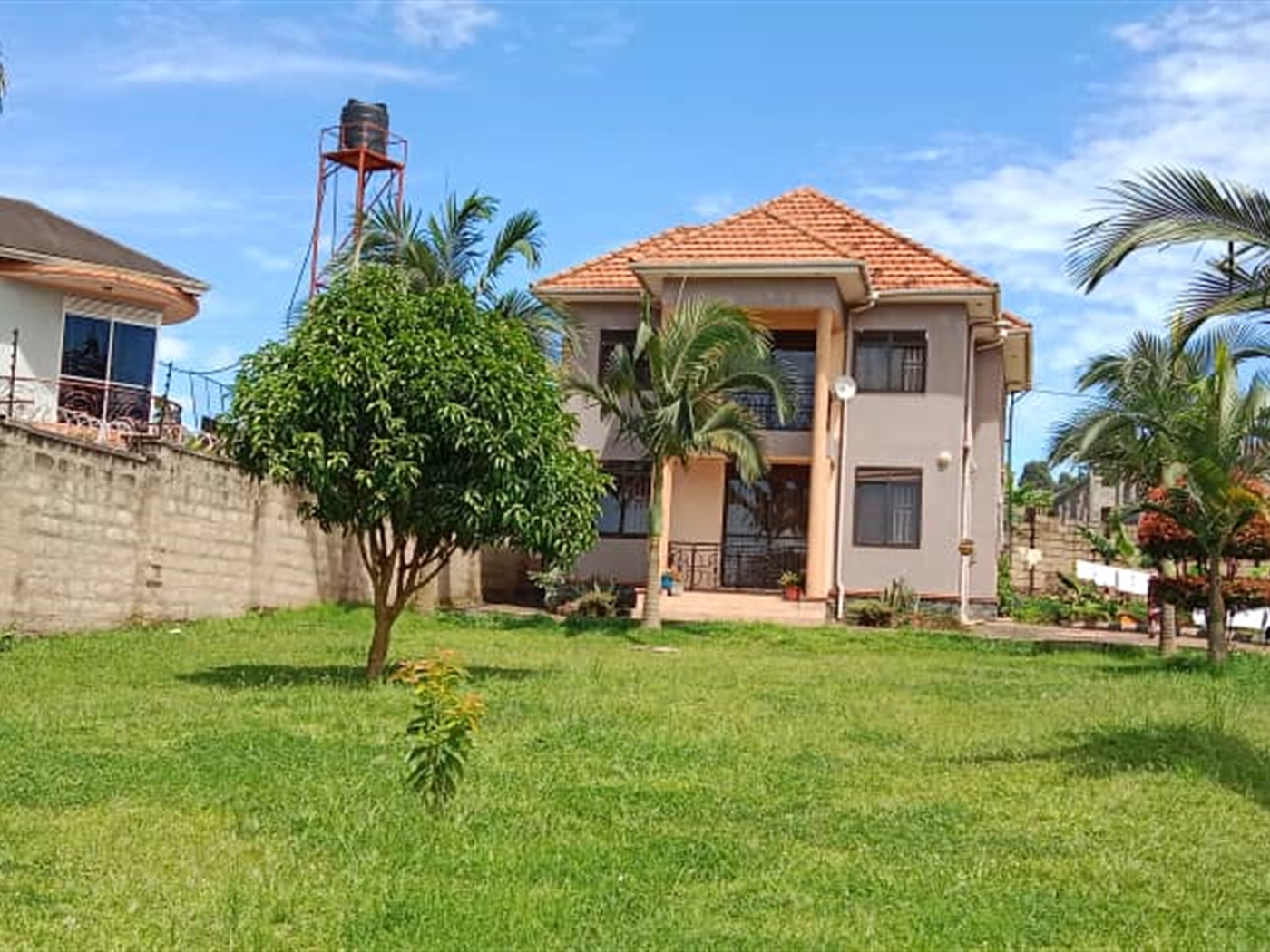 4 bedroom Storeyed house for sale in Ssekiwunga Wakiso Uganda