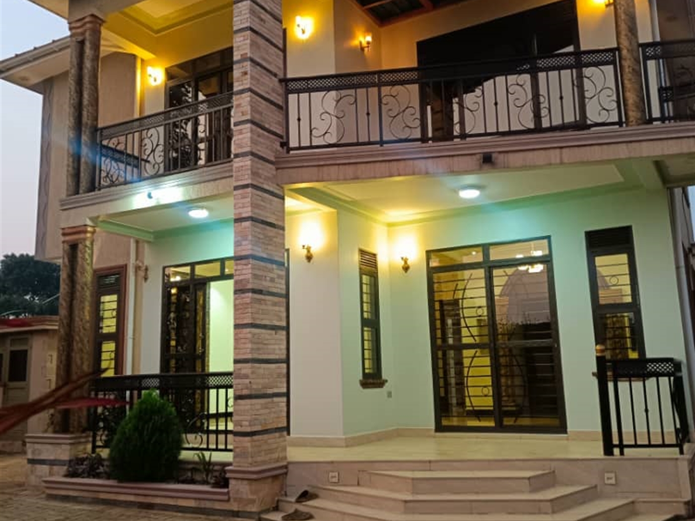 4 bedroom Storeyed house for sale in Ssekiwuga Wakiso Uganda