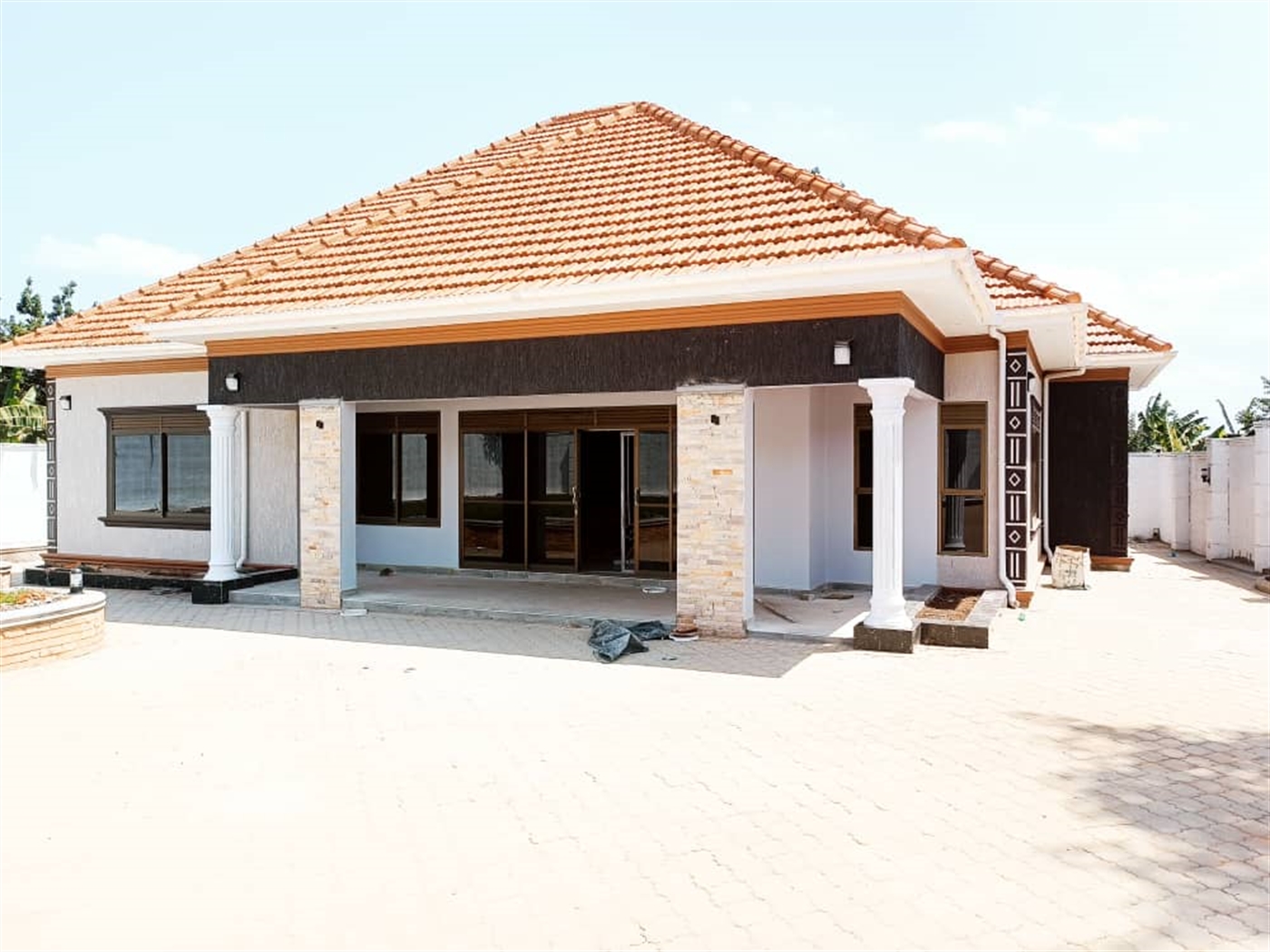 4 bedroom Bungalow for sale in Namugongo Wakiso Uganda